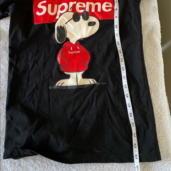 Snoopy Supreme tee - Picture 8 of 9